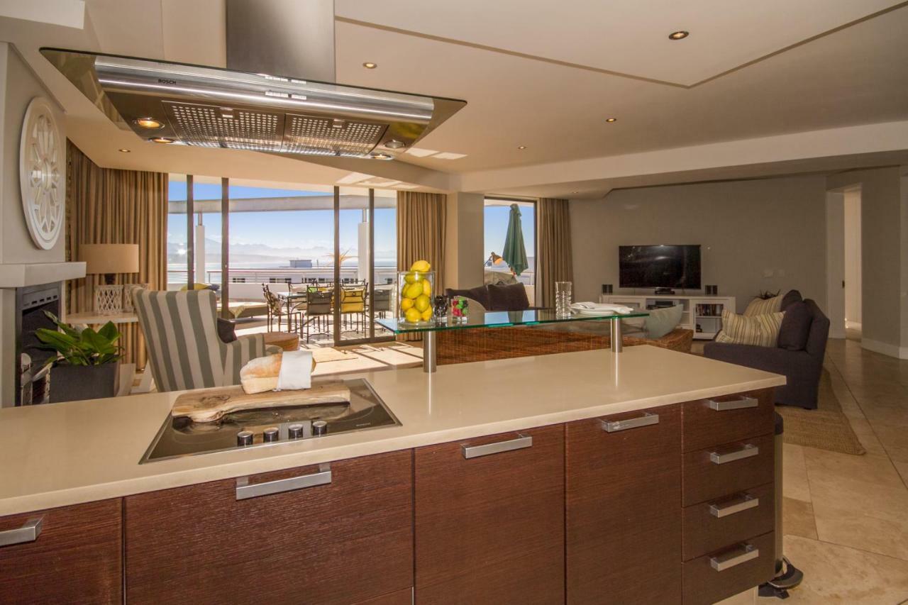 Apartment A Upper Deck Плетенбърг Бей Екстериор снимка